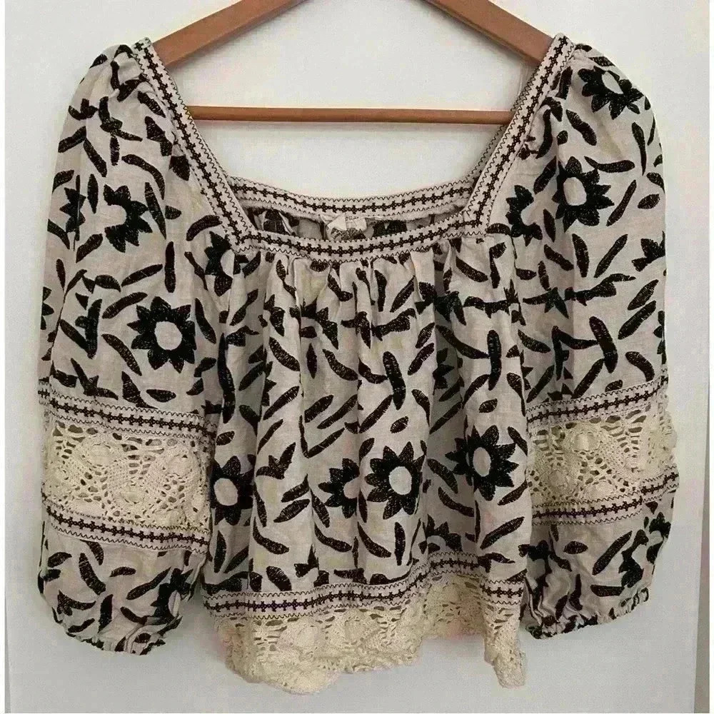 Christian Siriano Tan and Black Square Neck Puff Sleeve Peasant Top Size  XS